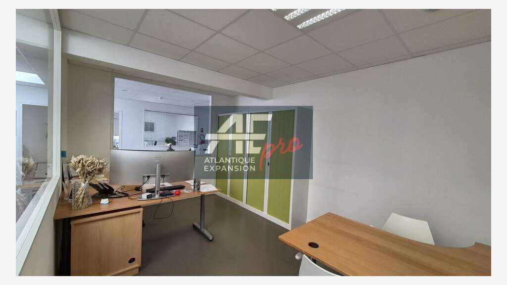 Local 459m² à louer à Saint-Nazaire centre