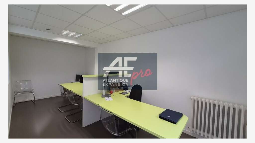 Local 459m² à louer à Saint-Nazaire centre