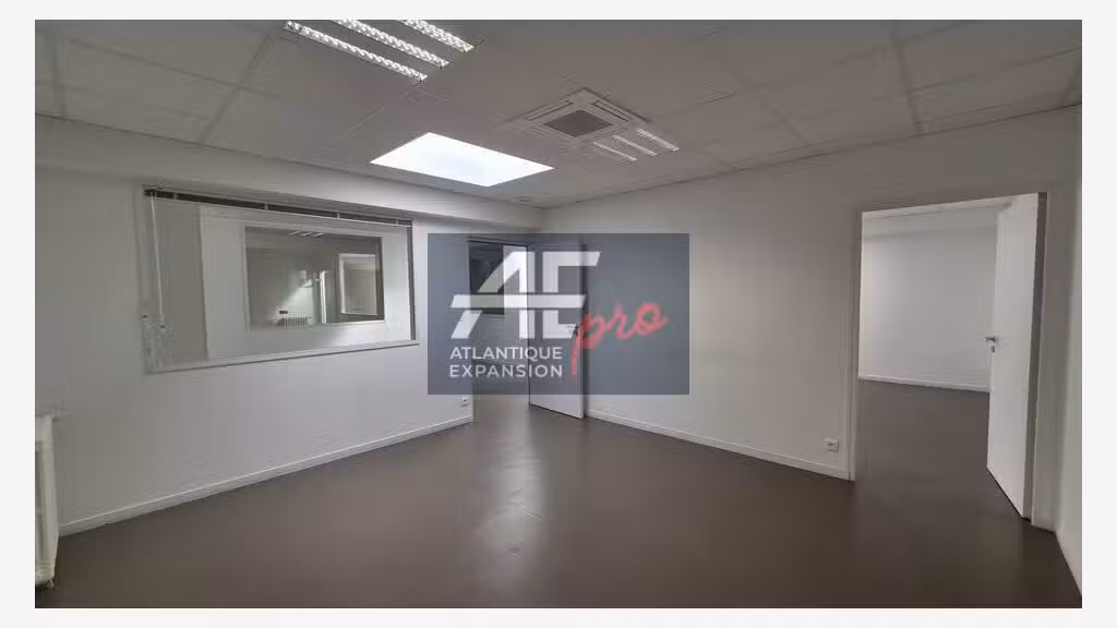 Local 459m² à louer à Saint-Nazaire centre