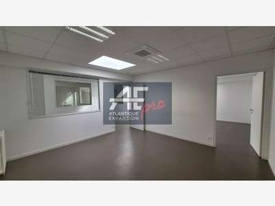 Local 459m² à louer à Saint-Nazaire centre