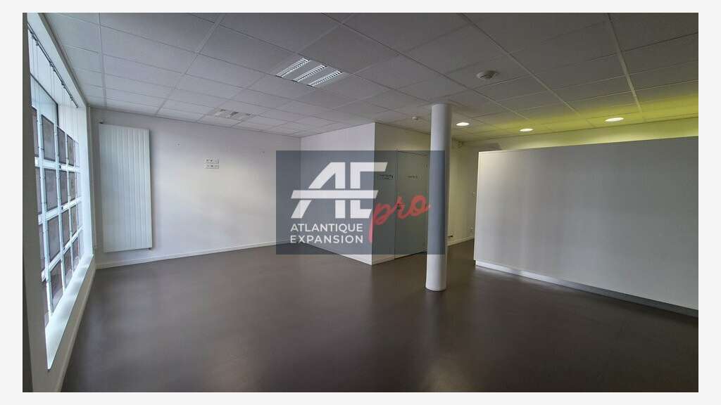 Local 459m² à louer à Saint-Nazaire centre