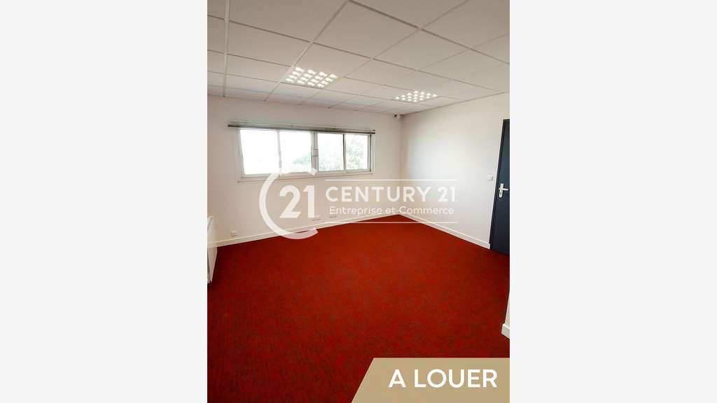 A louer bureau 11m² à Saint-Nazaire Océanis 