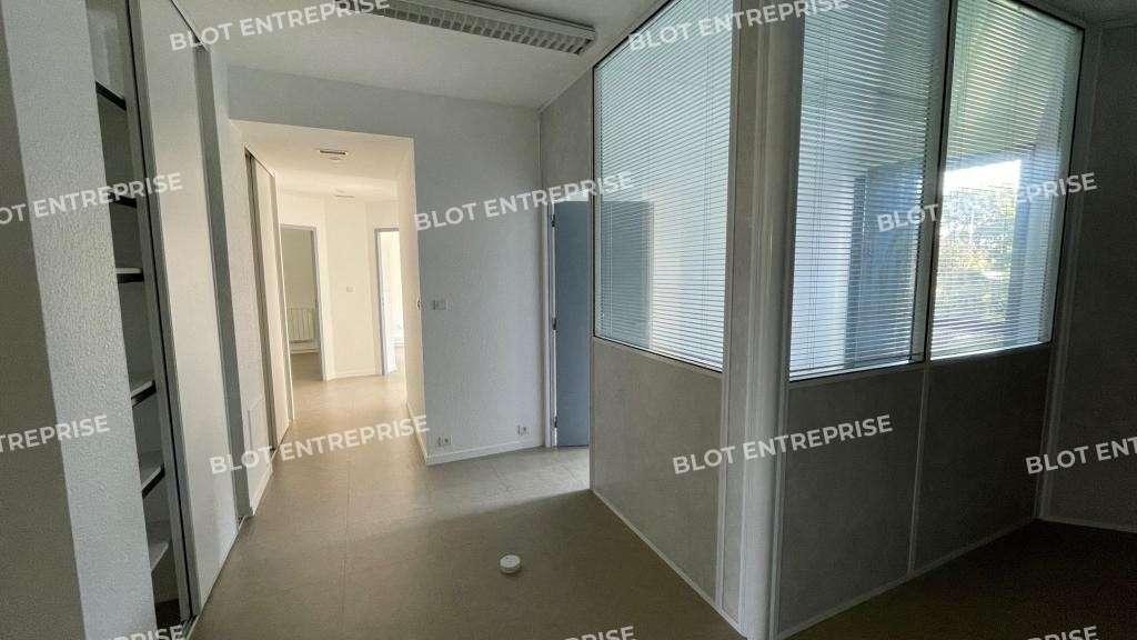 A louer bureaux 125m² Zone Océanis Saint-Nazaire