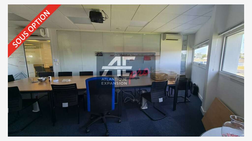 Bureaux 185m² à louer au 1er étage Saint-Nazaire