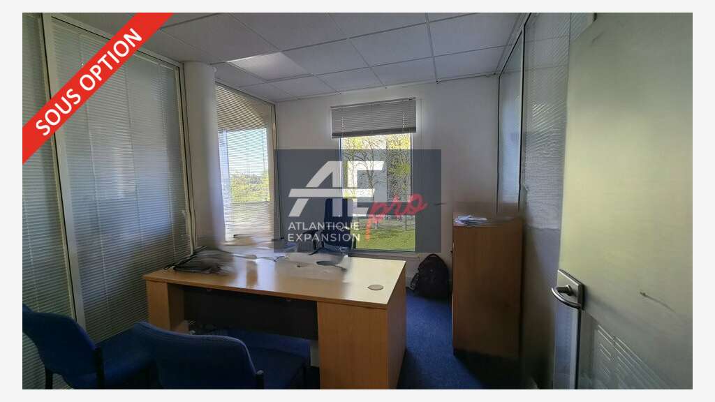 Bureaux 185m² à louer au 1er étage Saint-Nazaire
