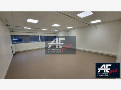 A louer bureau 43m² R+1 Saint-Nazaire proche port
