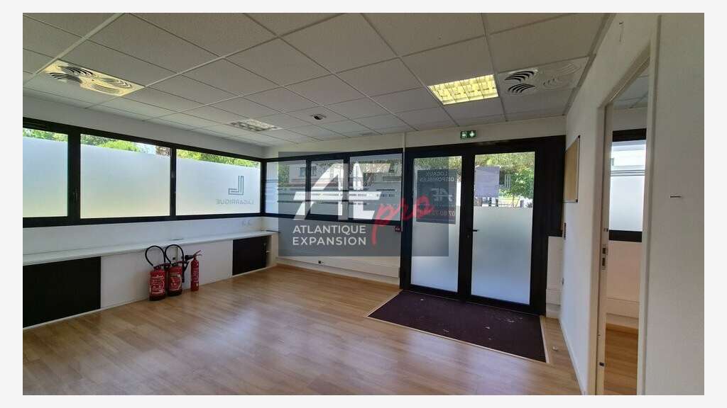 A louer bureaux 69m² Saint-Nazaire emplac. premium
