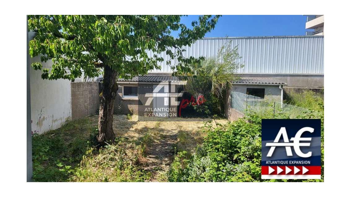 44 - SAINT NAZAIRE - BUREAUX à louer