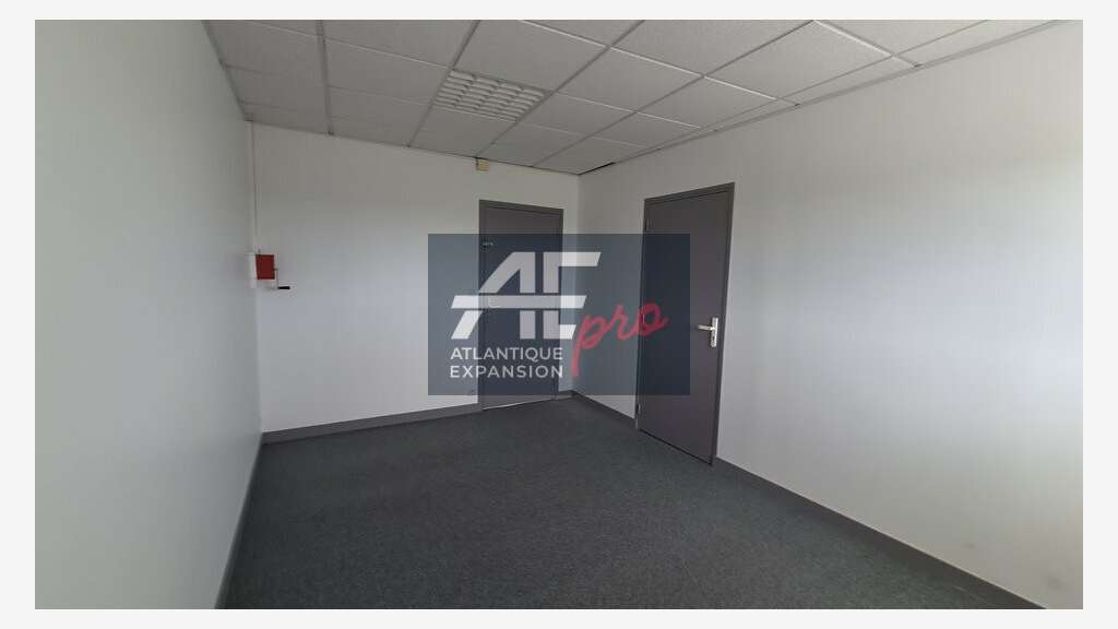 A louer bureaux 40m² accès facile Saint-Nazaire