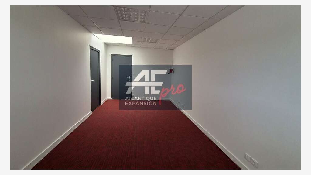 A louer bureau de 20m² à Saint-Nazaire empl N°1