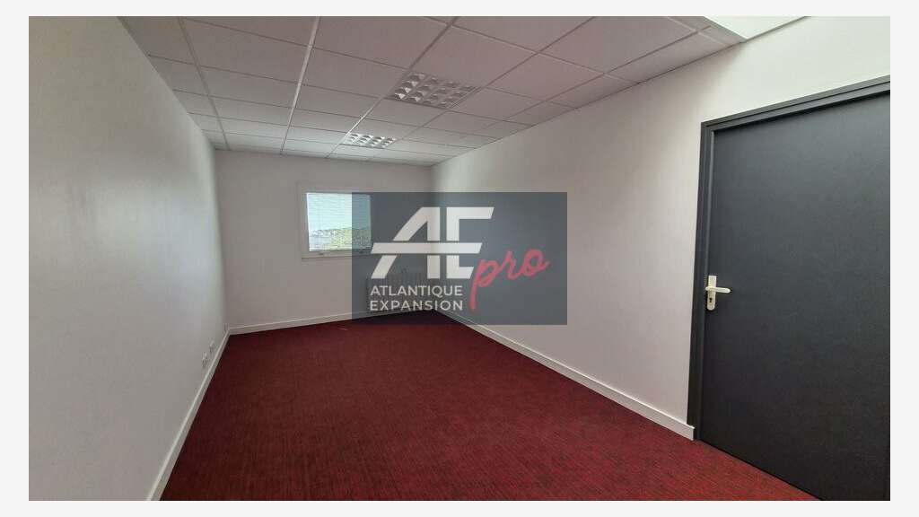 A louer bureau de 20m² à Saint-Nazaire empl N°1