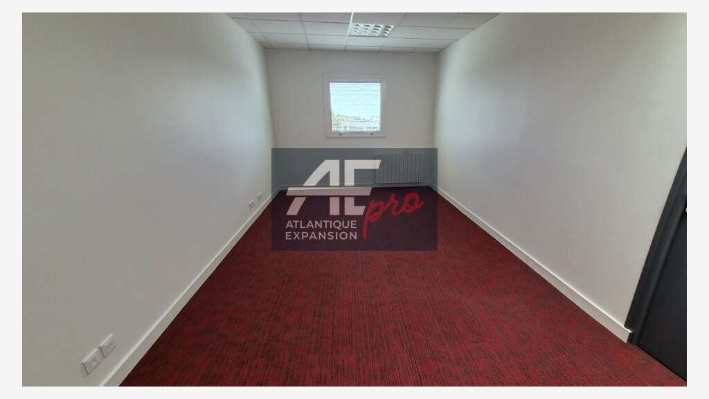 A louer bureau de 20m² à Saint-Nazaire empl N°1