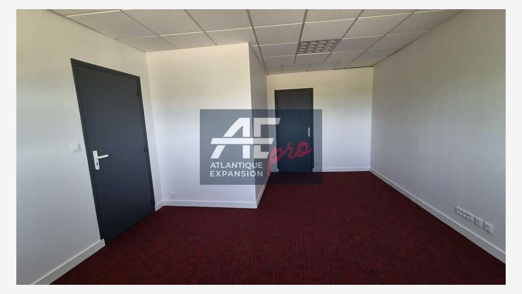 A louer bureau 22m² Saint-Nazaire empl commercial