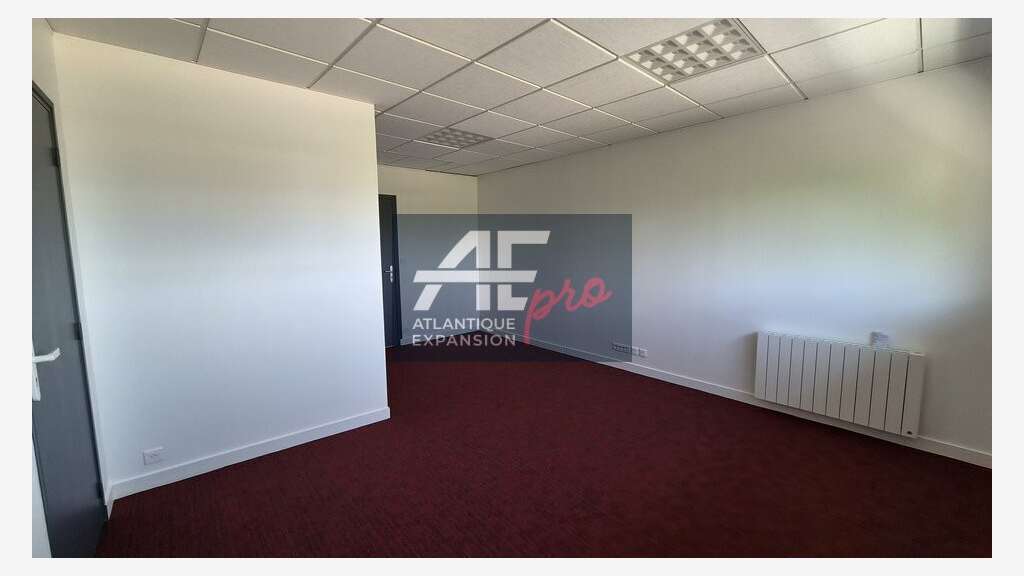 A louer bureau 22m² Saint-Nazaire empl commercial