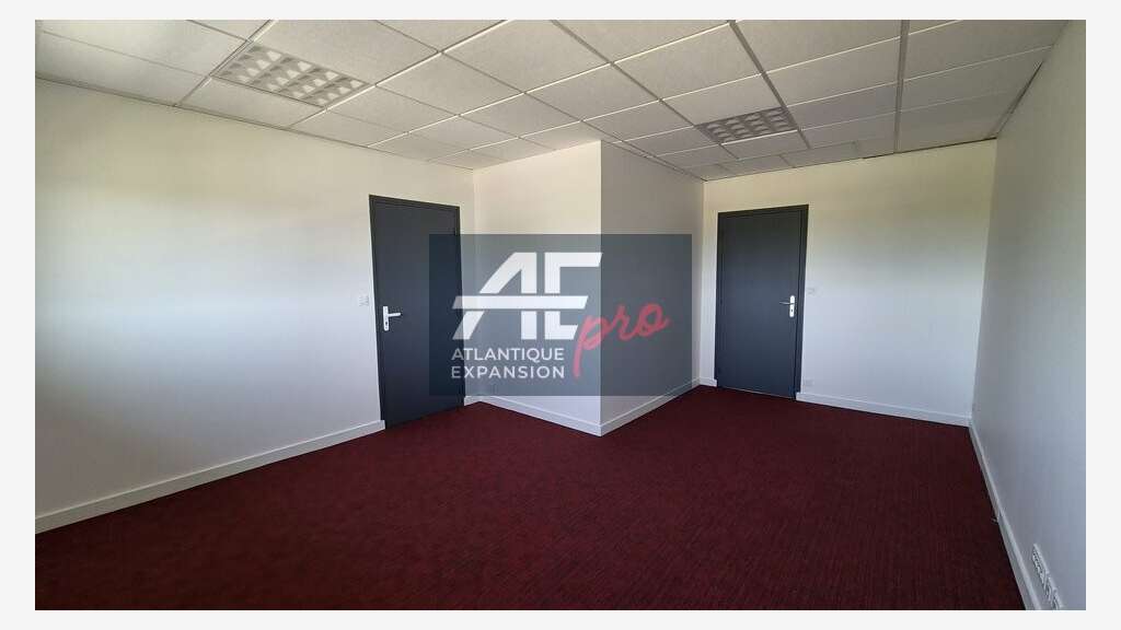 A louer bureau 22m² Saint-Nazaire empl commercial