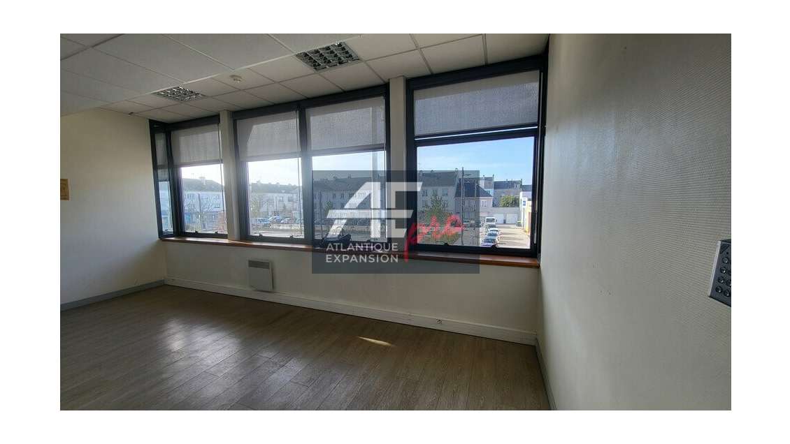 A louer bureau 246m² à Saint Nazaire centre