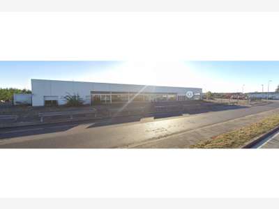 À louer – Bureau de 2000 m² à St Ouen- Loir et Che