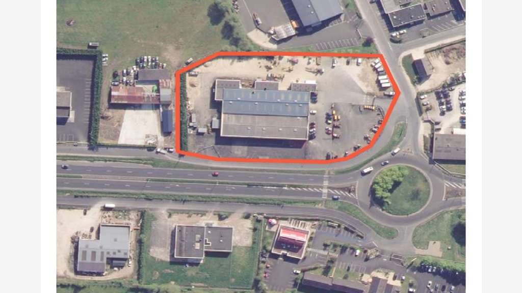 À louer bureaux 2000m² à St Ouen 41