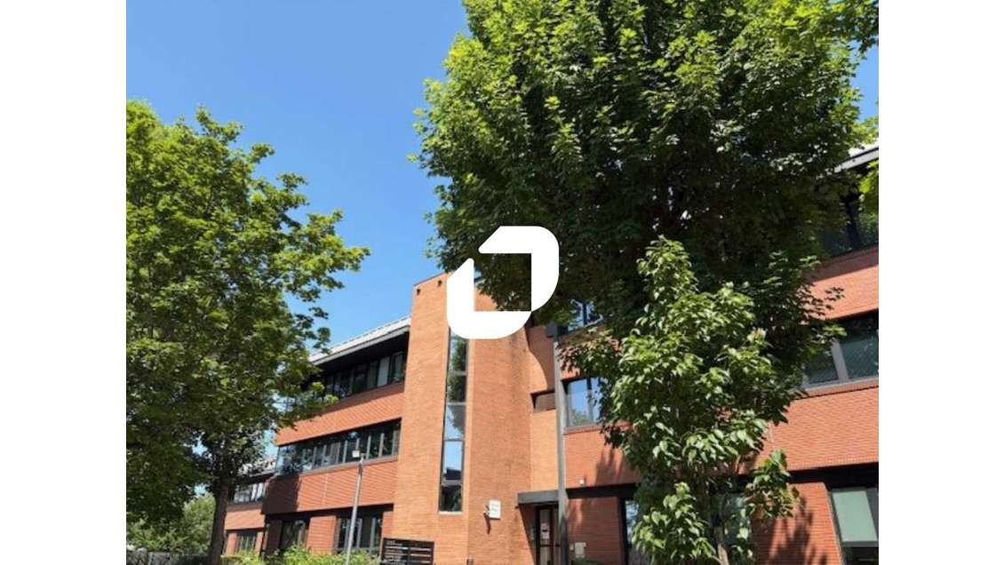 A louer Bureaux 2032m² Saint ouen