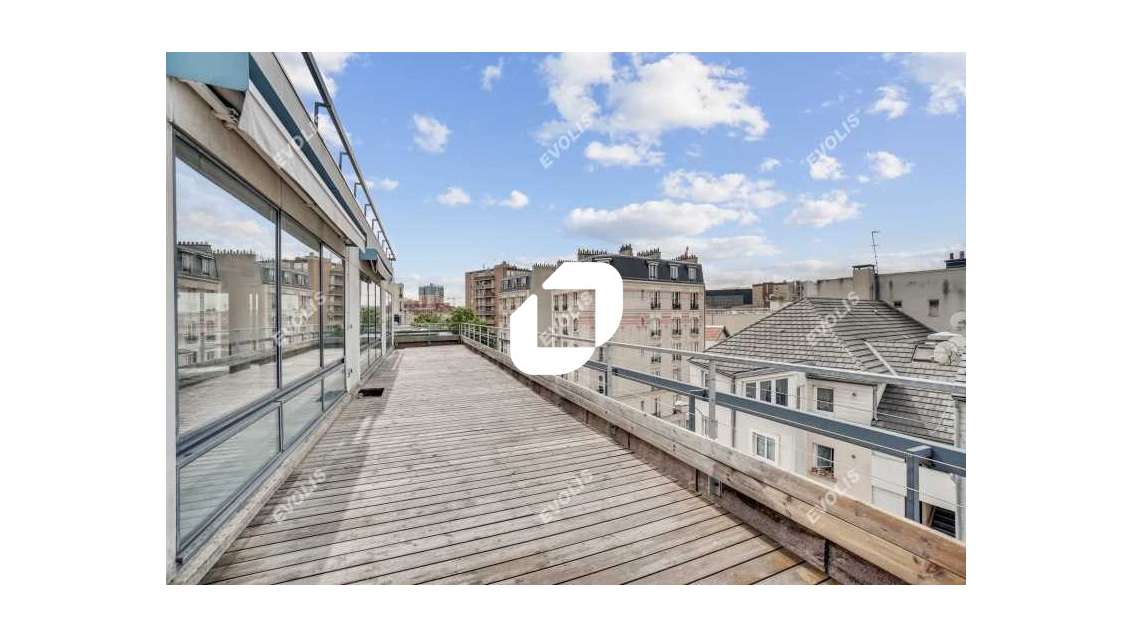 A louer Bureaux 976m² Saint ouen