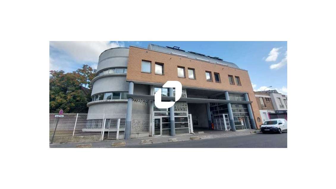 A louer Bureaux 368m² Saint ouen