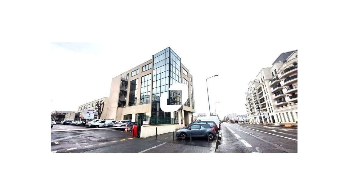 A louer Bureaux 1400m² Saint ouen