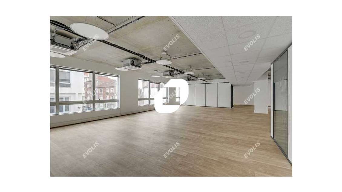 A louer Bureaux 1258m² Saint ouen