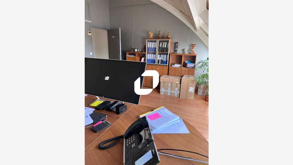 A louer Bureaux 368m² Saint ouen