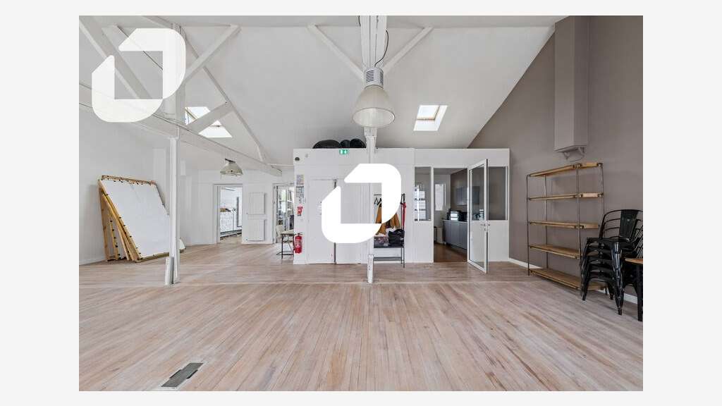 A louer Bureaux 164m² Saint ouen