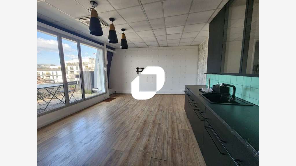 A louer Bureaux 295m² Saint ouen