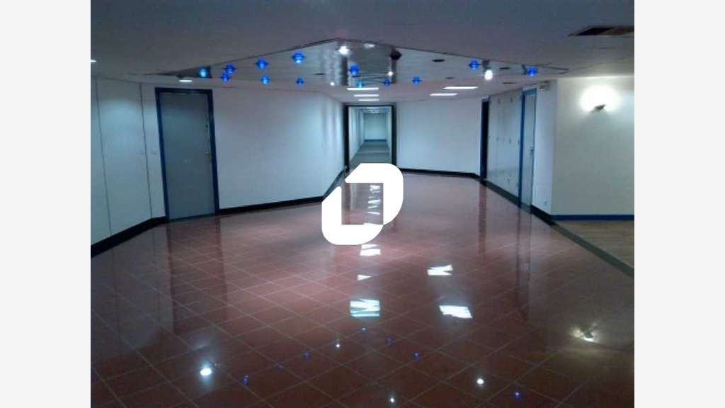 A louer Bureaux 75m² Saint ouen
