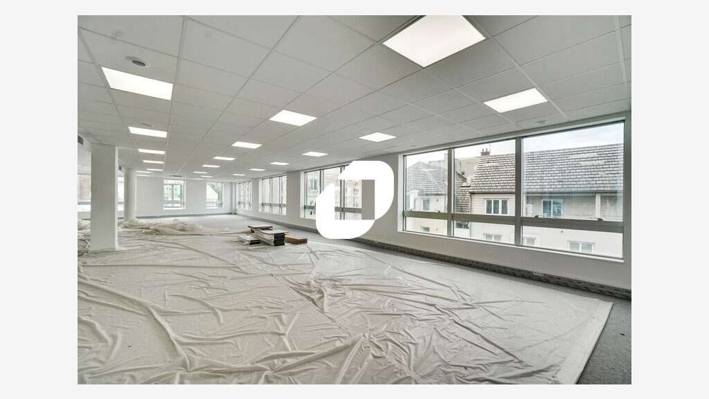 A louer Bureaux 278m² Saint ouen