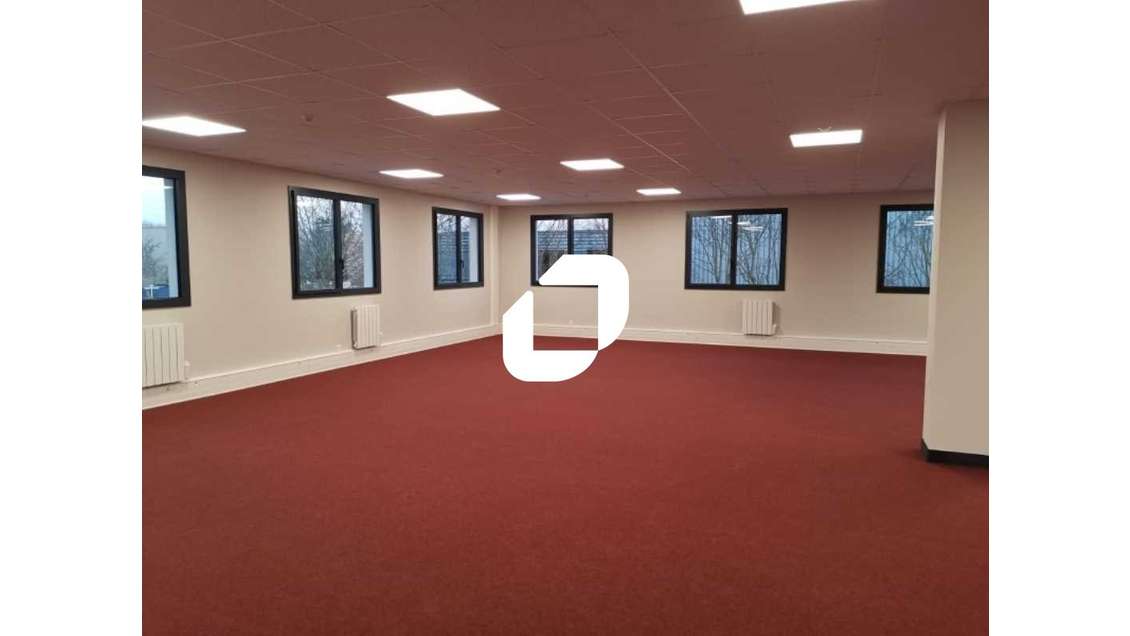 A louer Bureaux 152m² Saint ouen l'aumone
