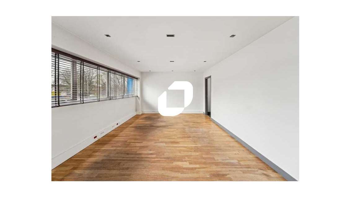 A louer Bureaux 262m² Saint ouen l'aumone