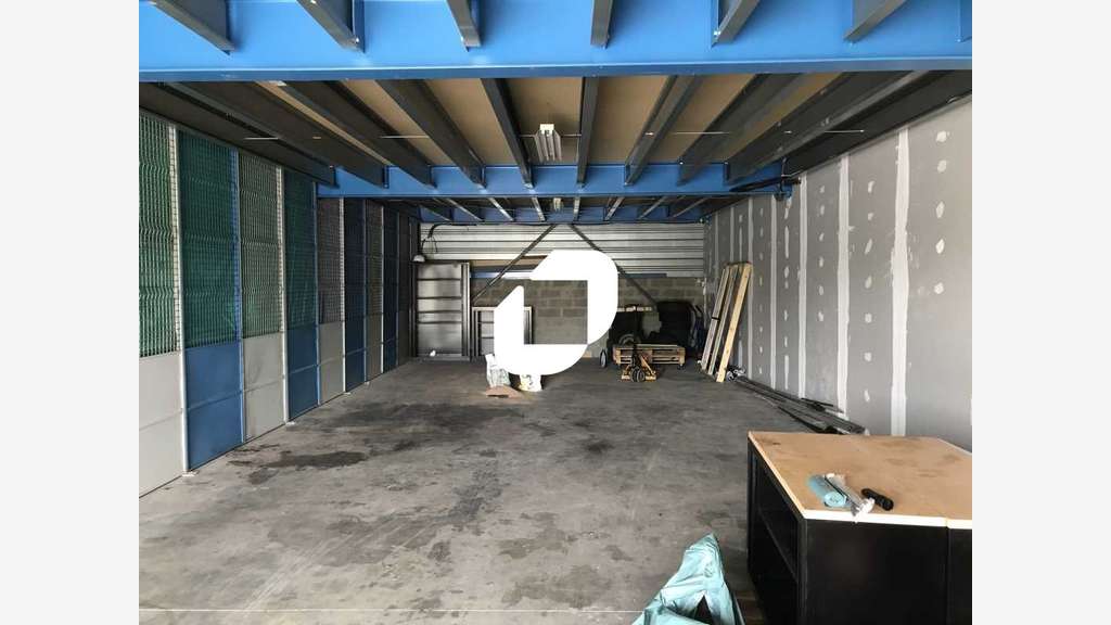 A louer Bureaux 300m² Saint ouen l'aumone