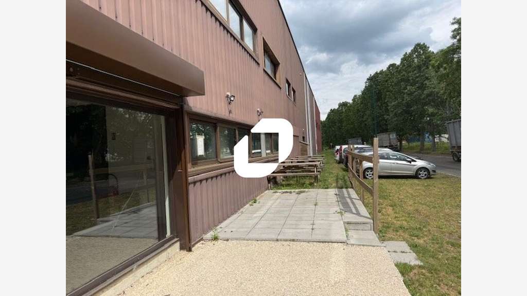 A louer Bureaux 120m² Saint ouen l'aumone