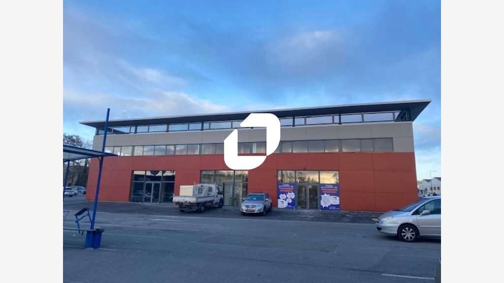 A louer Bureaux 154m² Saint ouen l'aumone