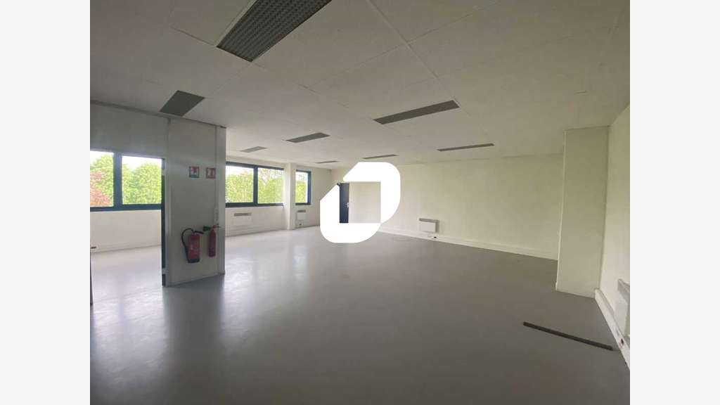 A louer Bureaux 170m² Saint ouen l'aumone