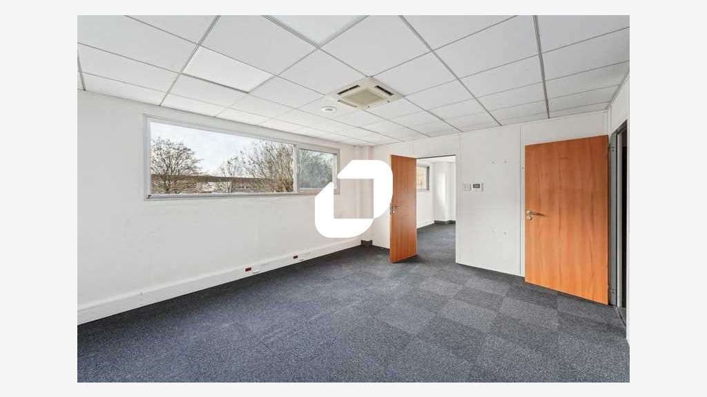 A louer Bureaux 262m² Saint ouen l'aumone