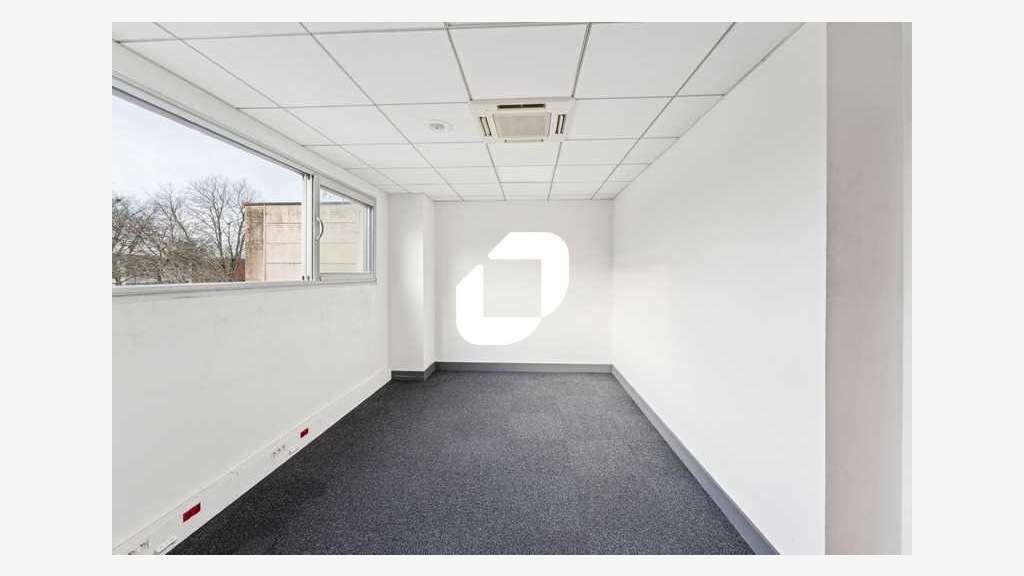 A louer Bureaux 262m² Saint ouen l'aumone