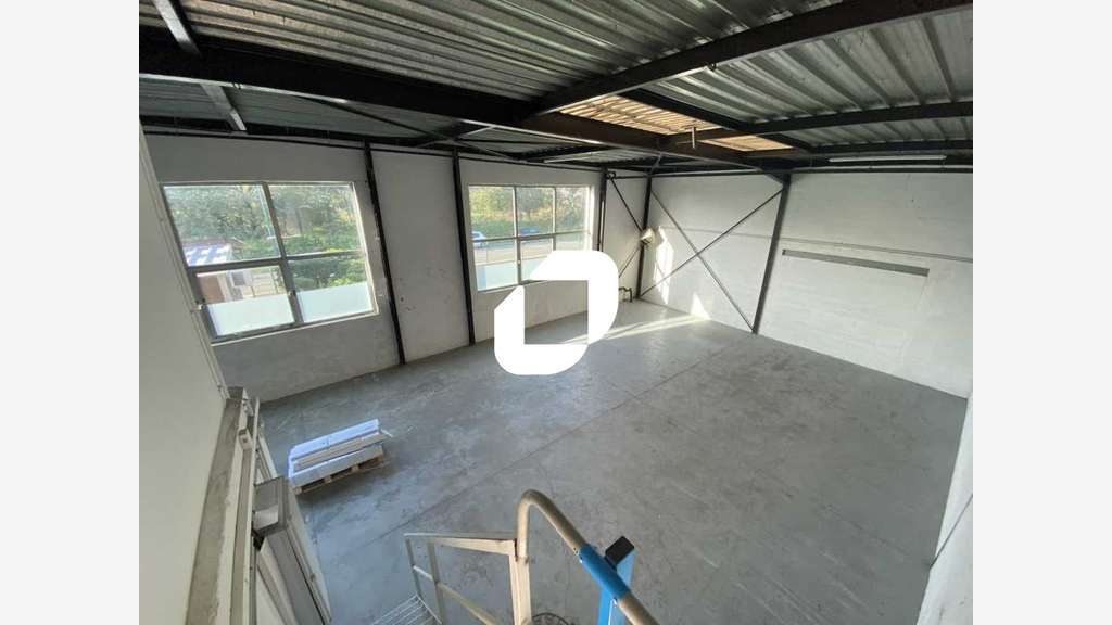 A louer Bureaux 195m² Saint ouen l'aumone