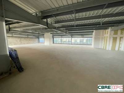 Location bureaux 450 et 600 m² Zone Grand Mail 2