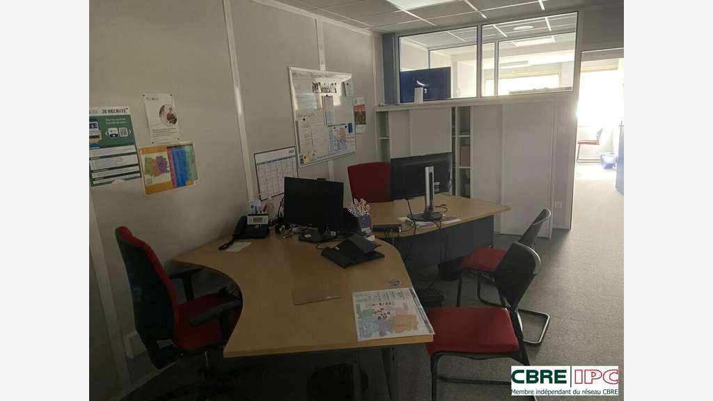 Location bureau de 752m² St Paul les Dax Christus