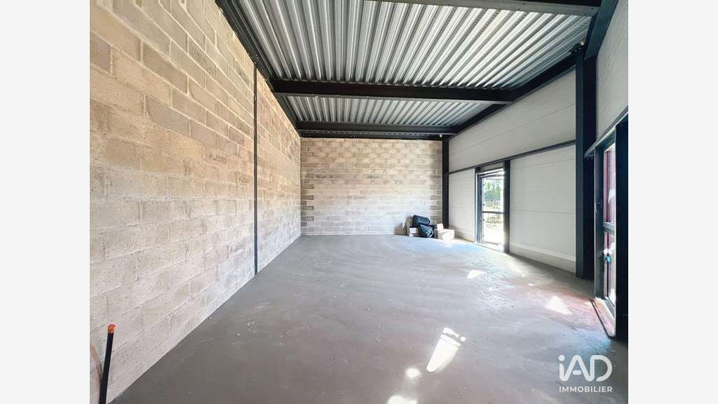 A louer bureau de 26m² à Saint-Pierre-du-Perray