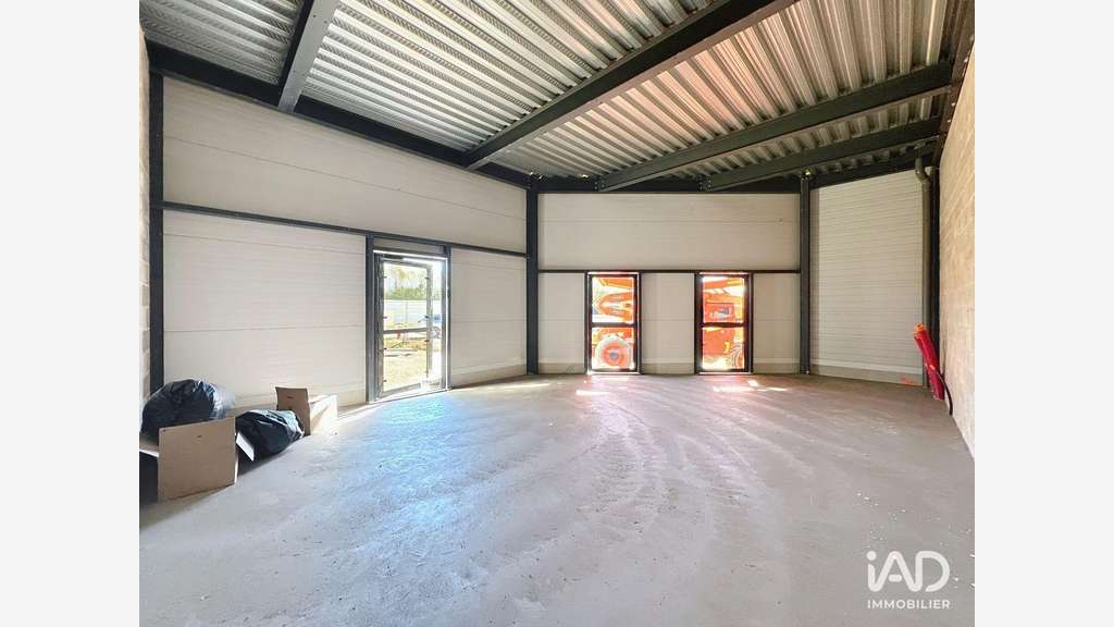 A louer bureau de 26m² à Saint-Pierre-du-Perray