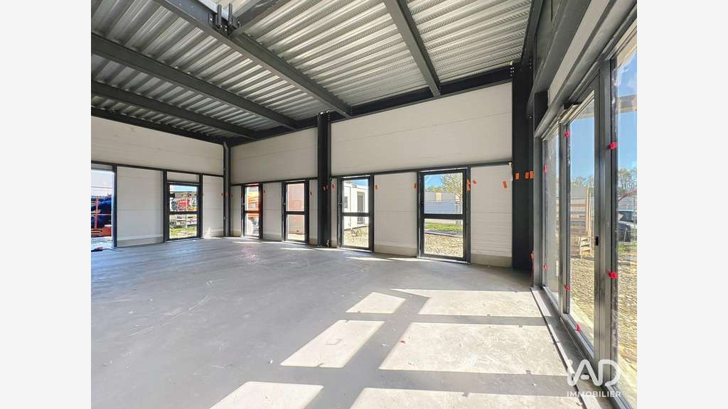 A louer bureau de 110m² à Saint-Pierre-du-Perray