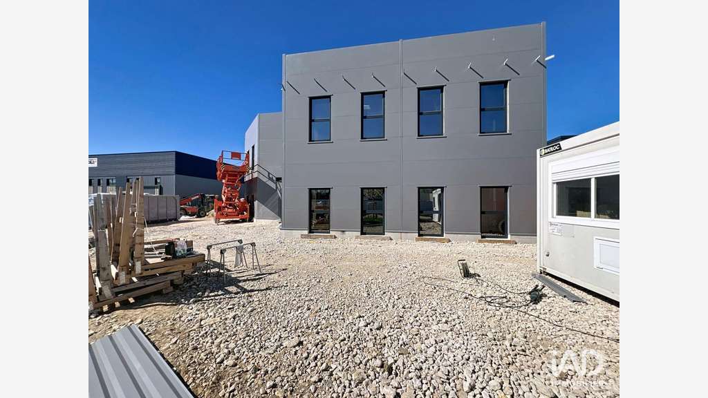 A louer bureau de 110m² à Saint-Pierre-du-Perray