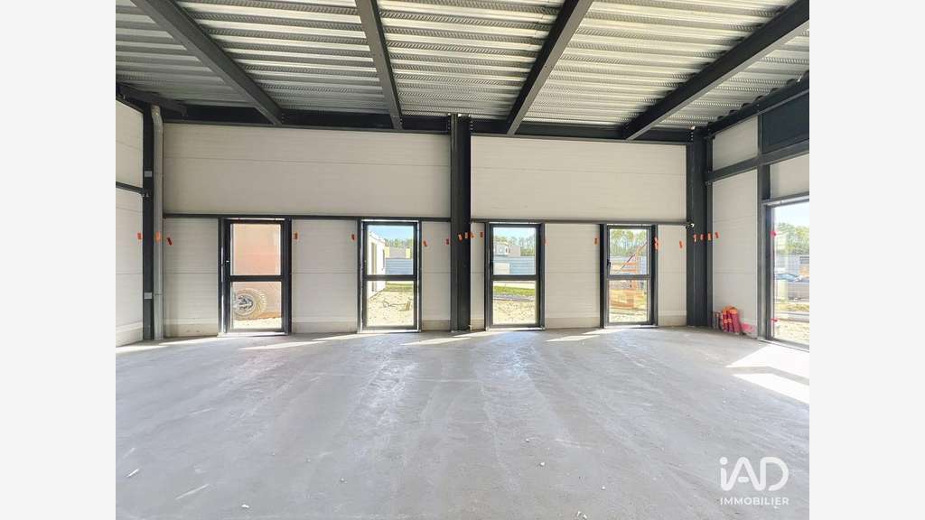 A louer bureau de 110m² à Saint-Pierre-du-Perray