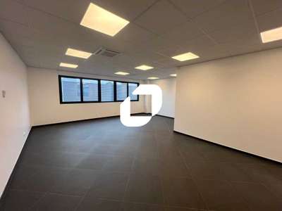 A louer Bureaux 140m² Saint pierre du perray