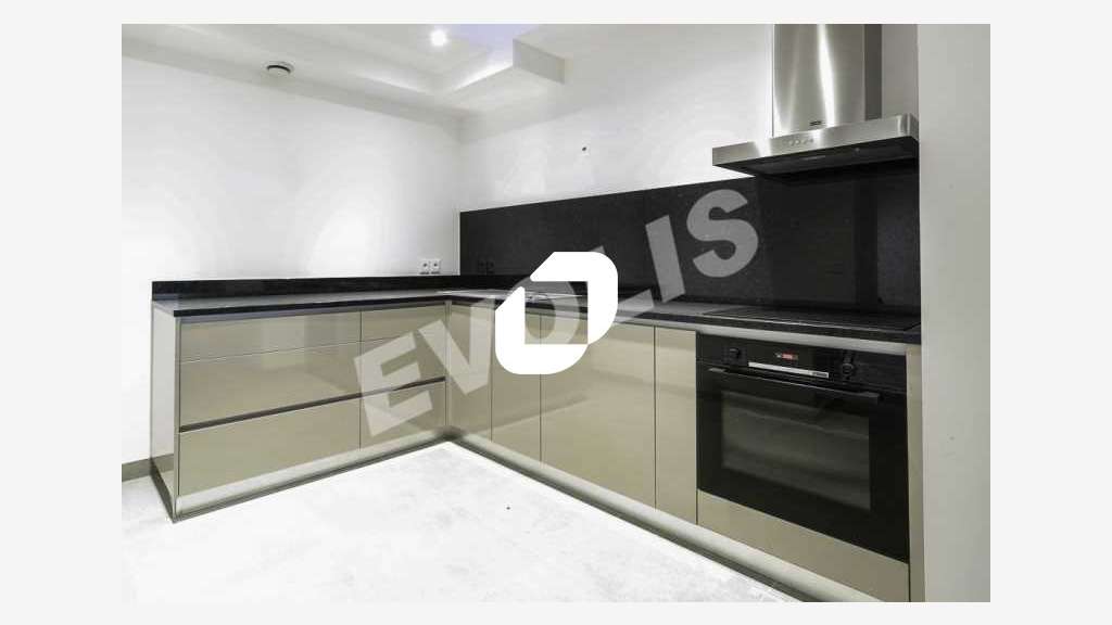 A louer Bureaux 140m² Saint pierre du perray
